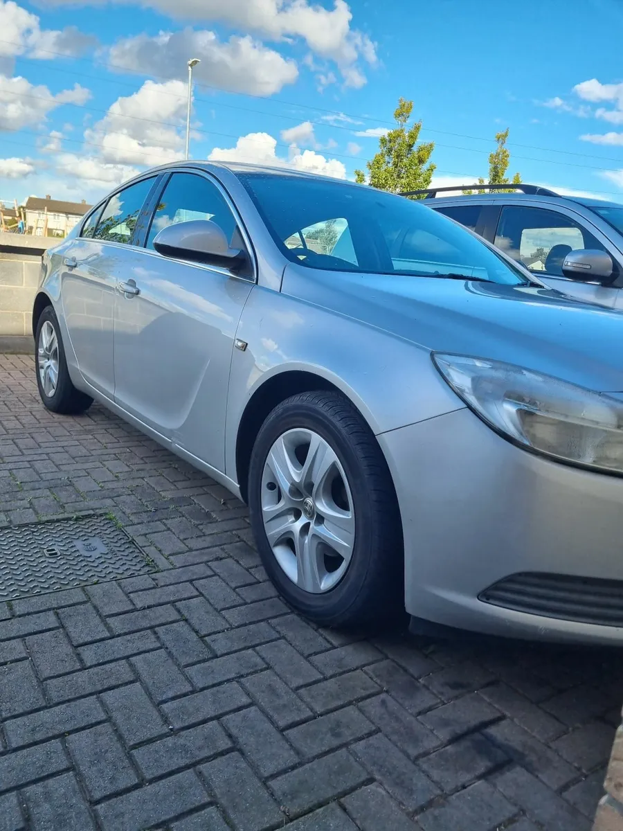 Vauxhall Insignia 2012 - Image 1