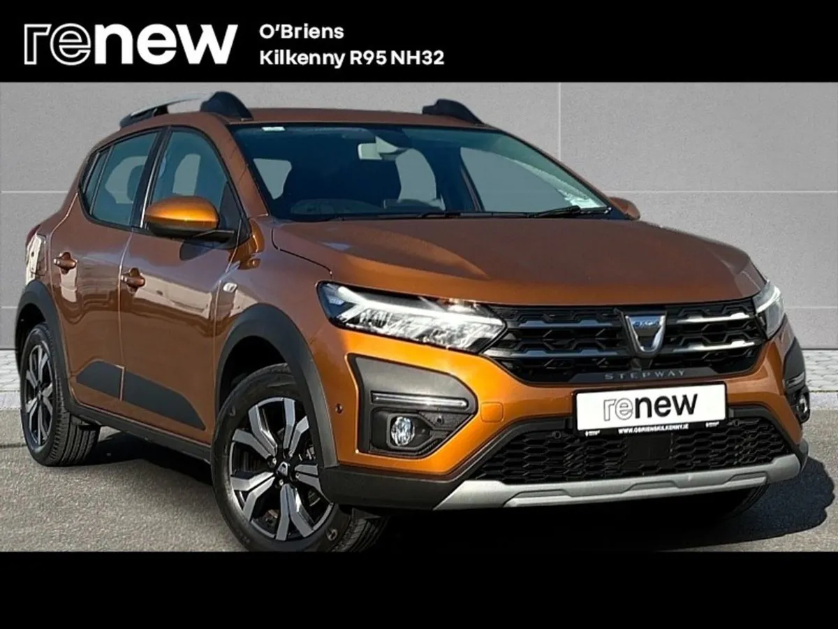 Dacia Sandero Stepway Prestige 1.0 TCE 90 BHP 5DR - Image 1