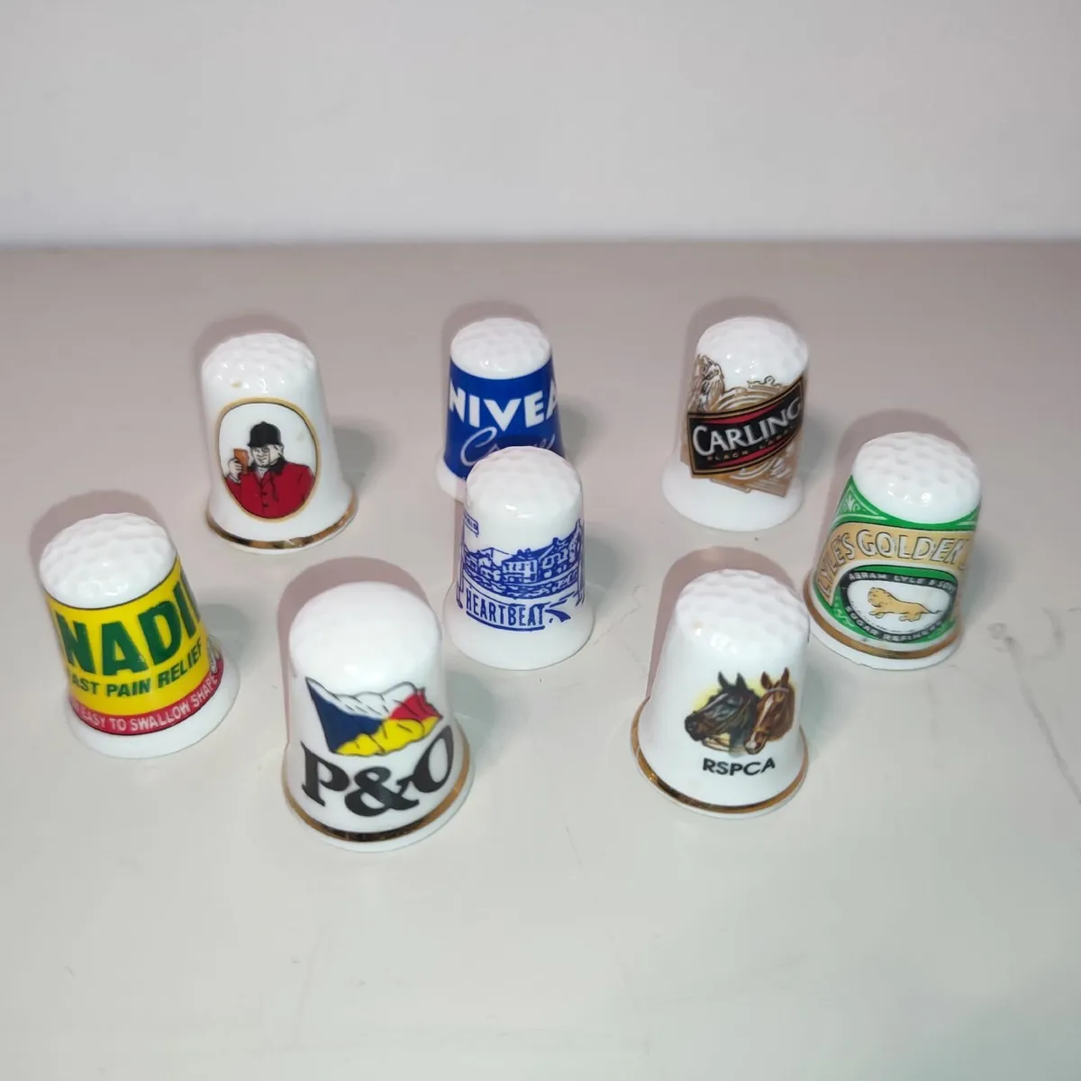 Collection of Rare Souvenir Thimbles Heartbeat etc - Image 2