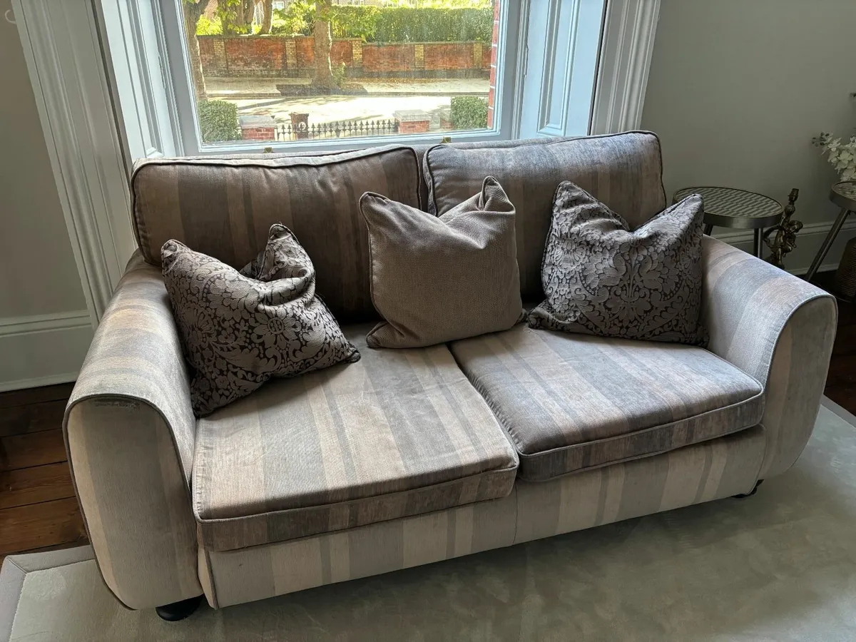 Sofa - Image 3