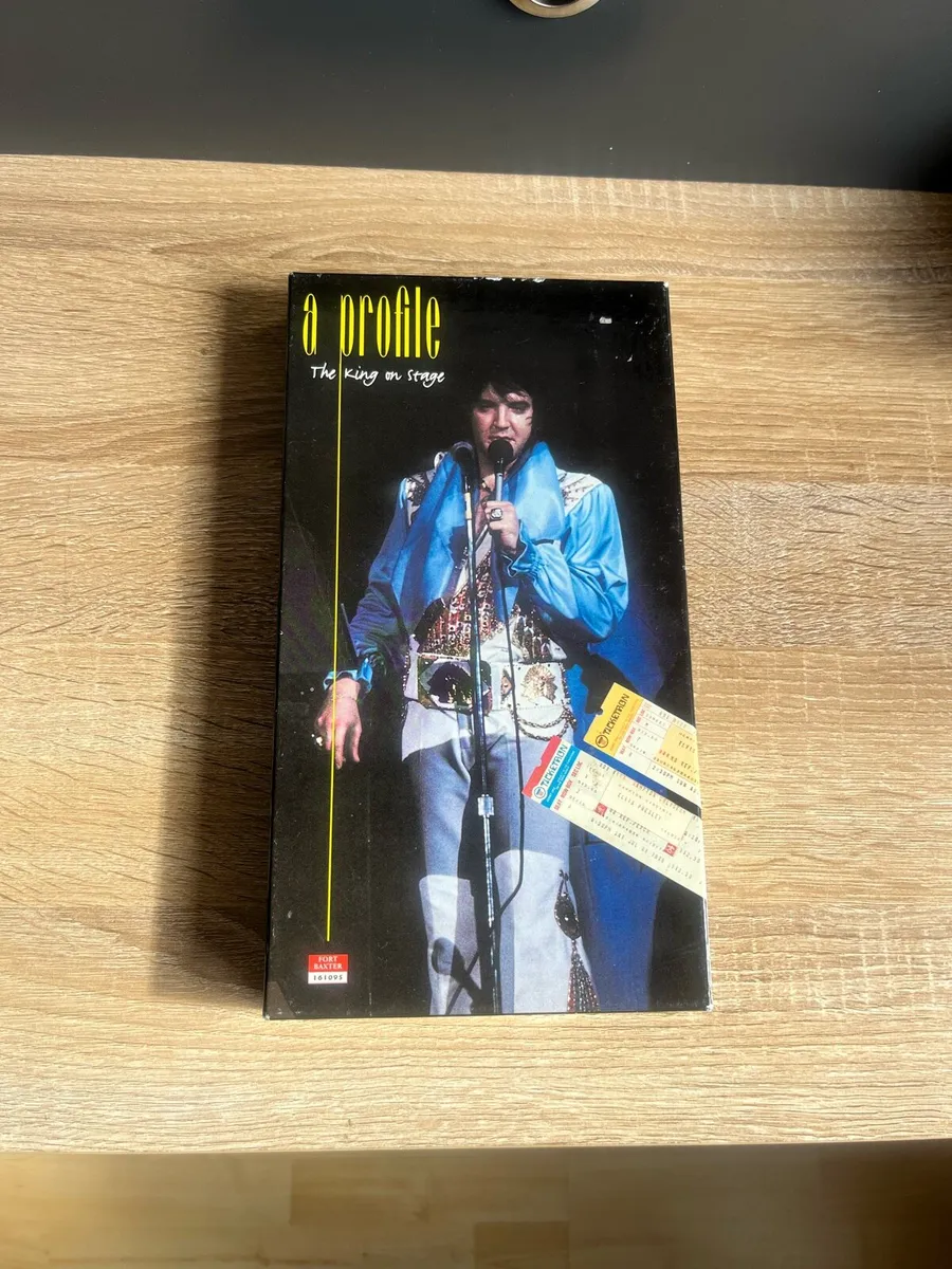 Elvis CD Box Set 4 cds A profile The king on stage - Image 2