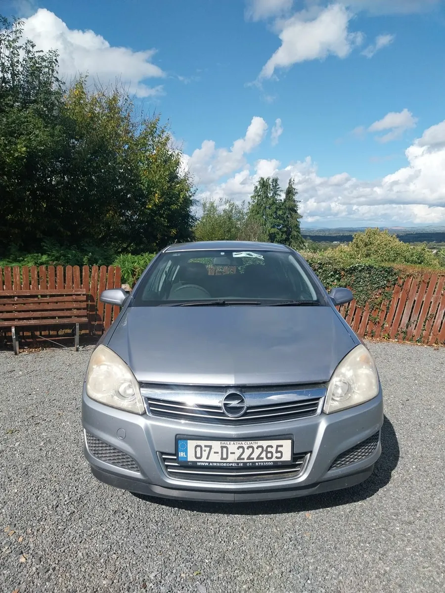 Opel Astra 2007 - Image 2