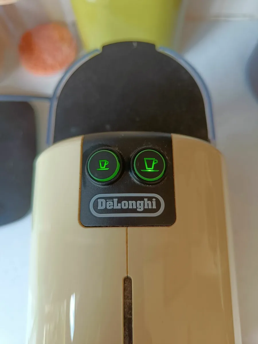 Nespresso coffee machine - Image 2