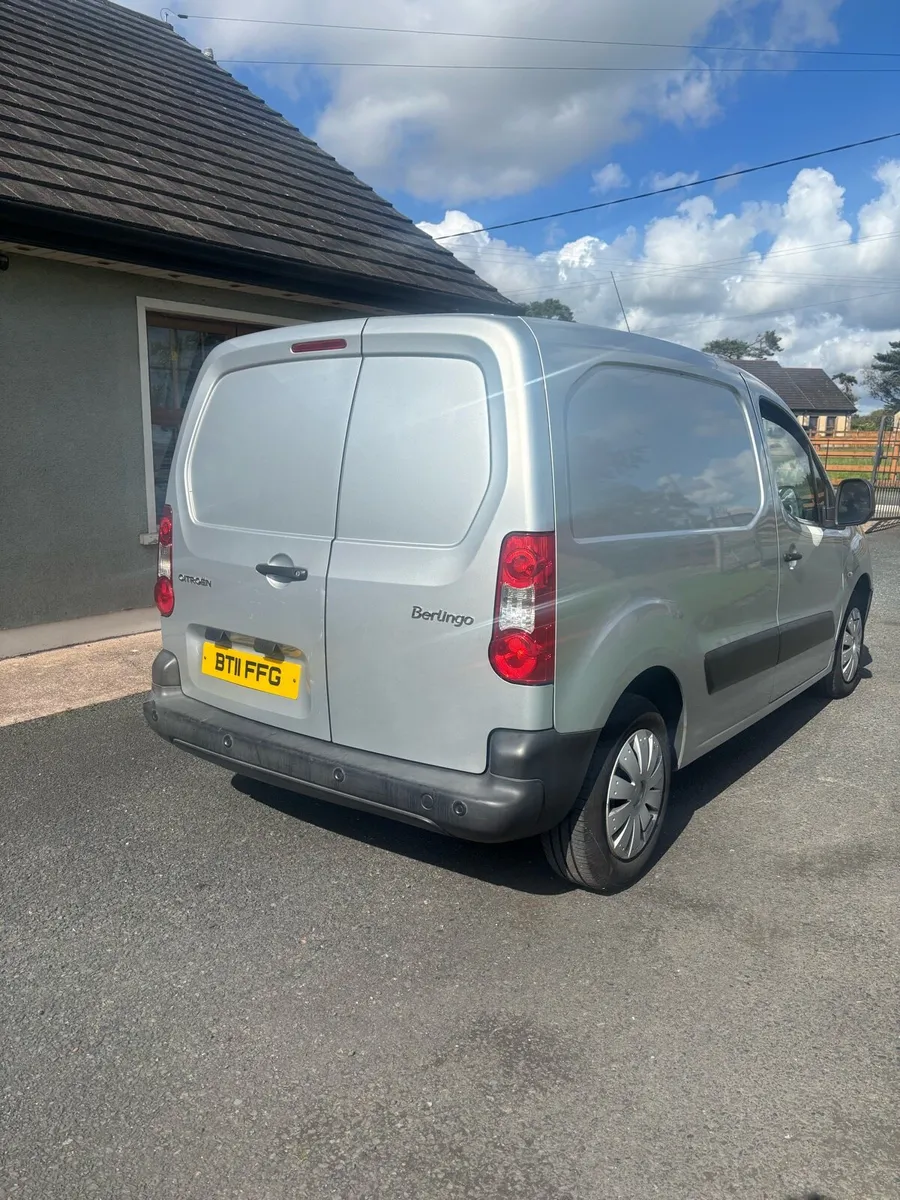 2011 Citroen berlingo 200vrt - Image 4