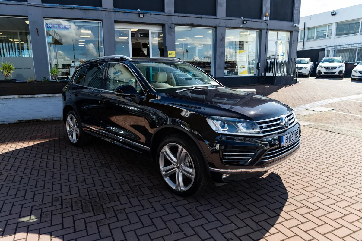 Volkswagen Touareg 2016 - Image 1