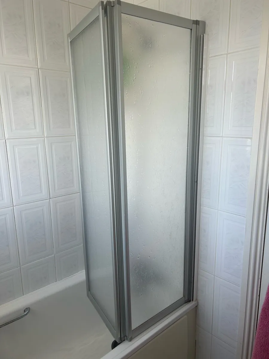 Bath shower screen - Image 1