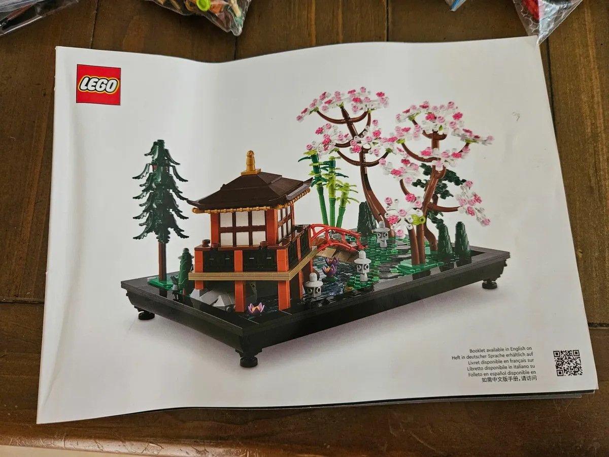 Lego: Icons: Tranquil Garden - Image 1