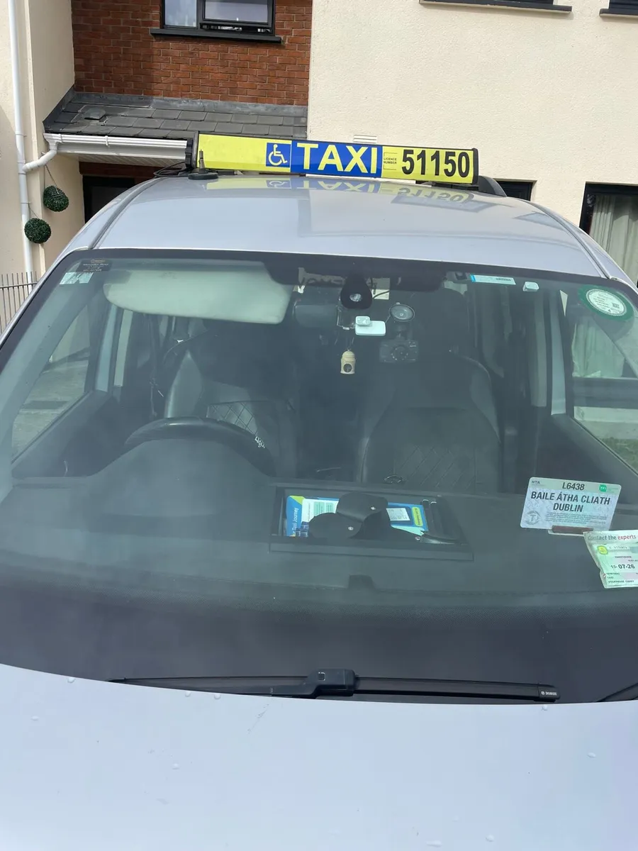 Taxi for rent - Image 4