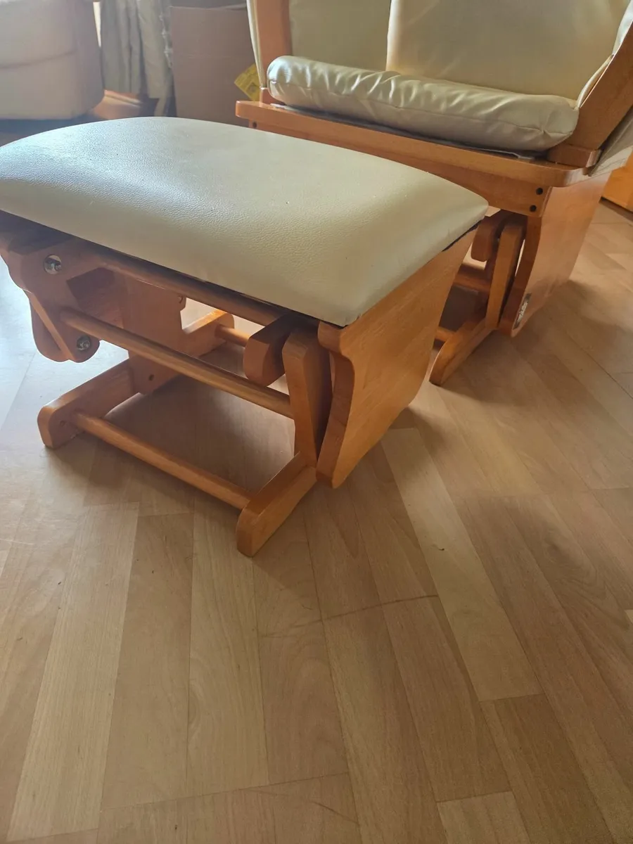Glider chair - Image 2