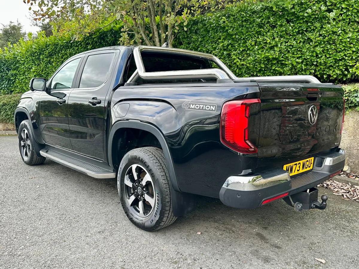 Volkswagen Amarok STYLE 2.0 Auto 2023 - Image 3