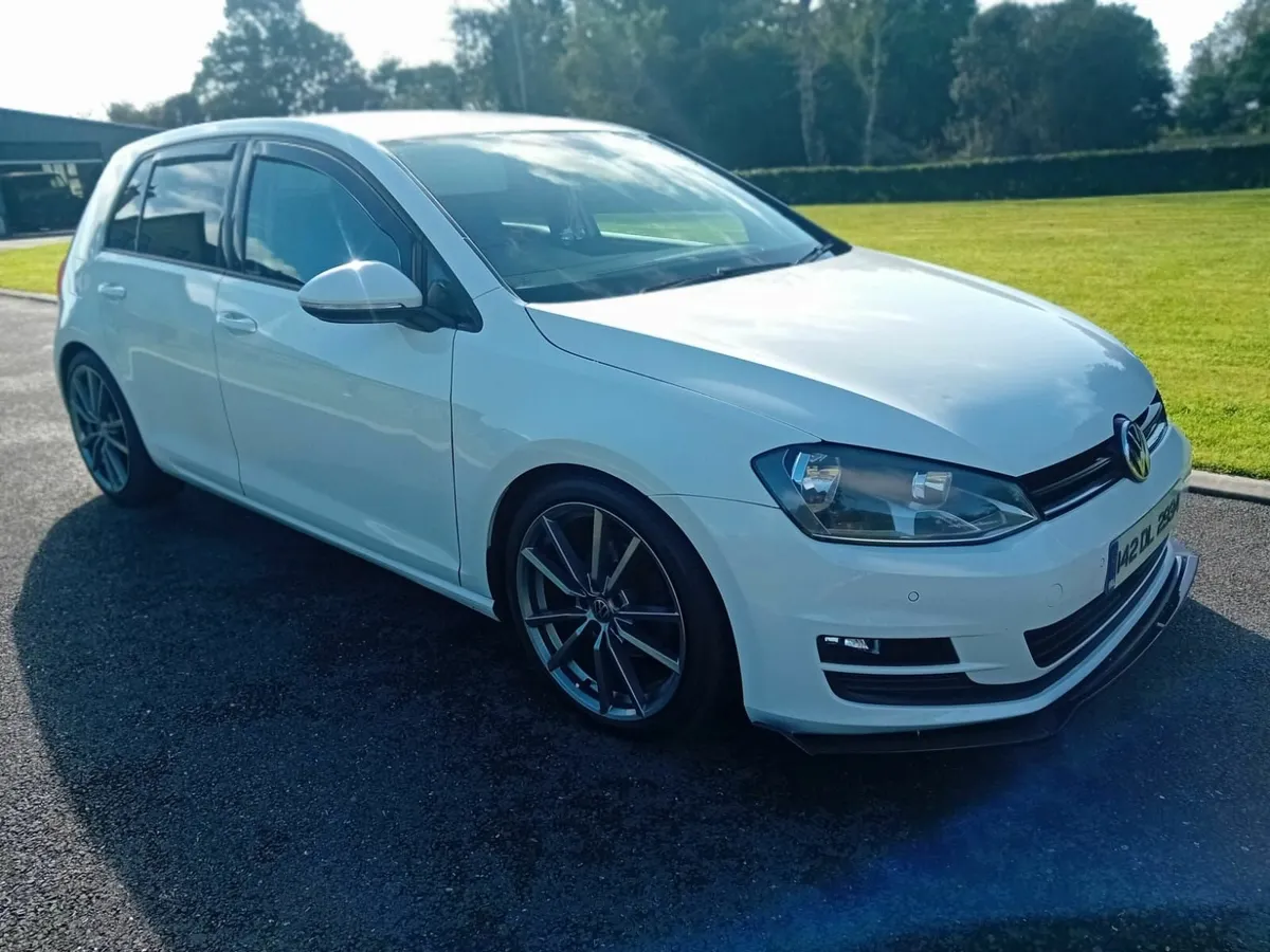 Volkswagen Golf 2014 - Image 1