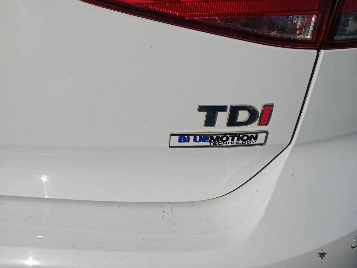 Volkswagen Golf 2014 - Image 4