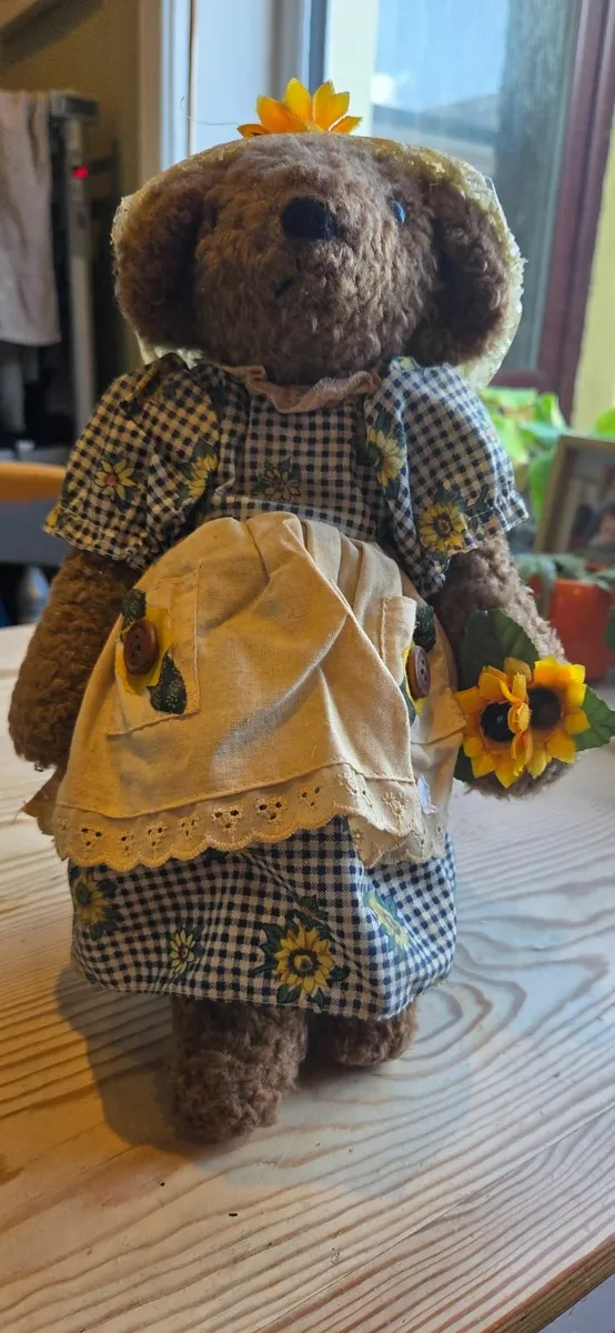 Teddy on stand