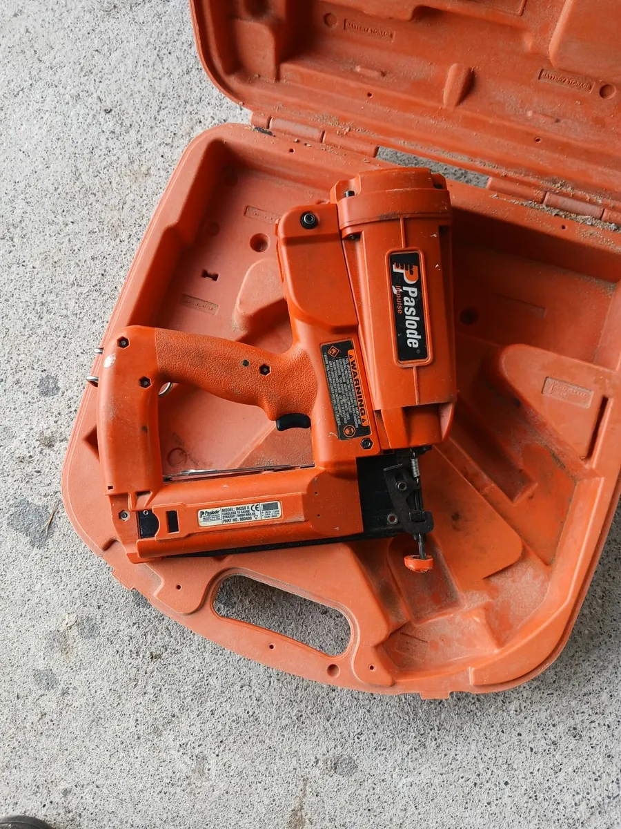Paslode finishing nailer - Image 4