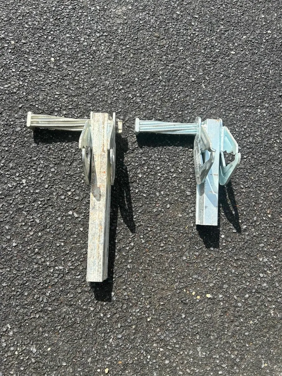 FORMWORK PERI AND TPS BFD CLAMPS - Image 1