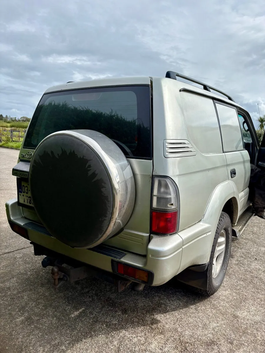 Toyota Land Cruiser 2003 - Image 4
