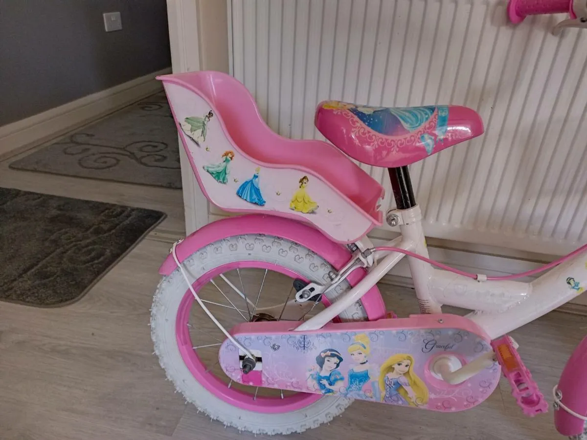 Kids Disney princess bike size 14 inch wheels. - Image 3