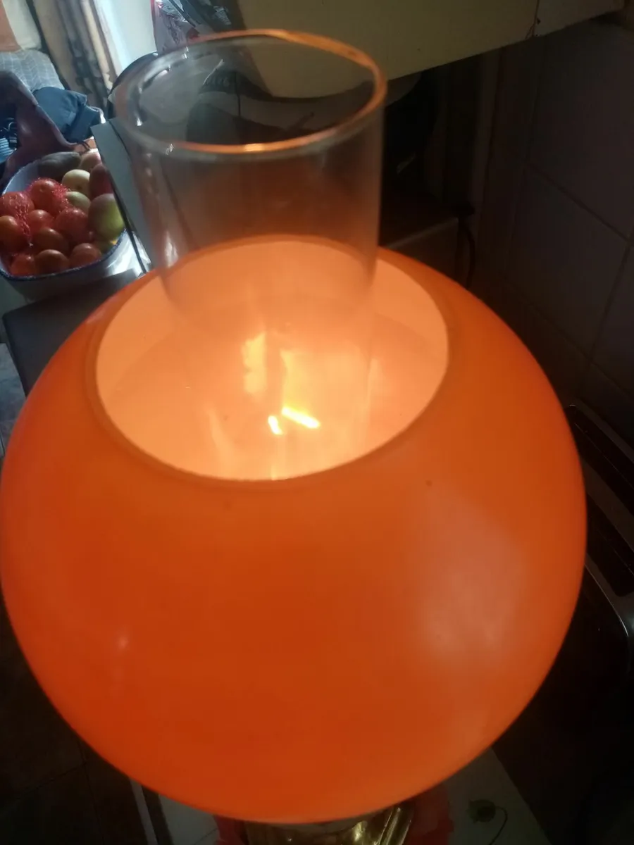 Vintage oil Lamp - Image 4