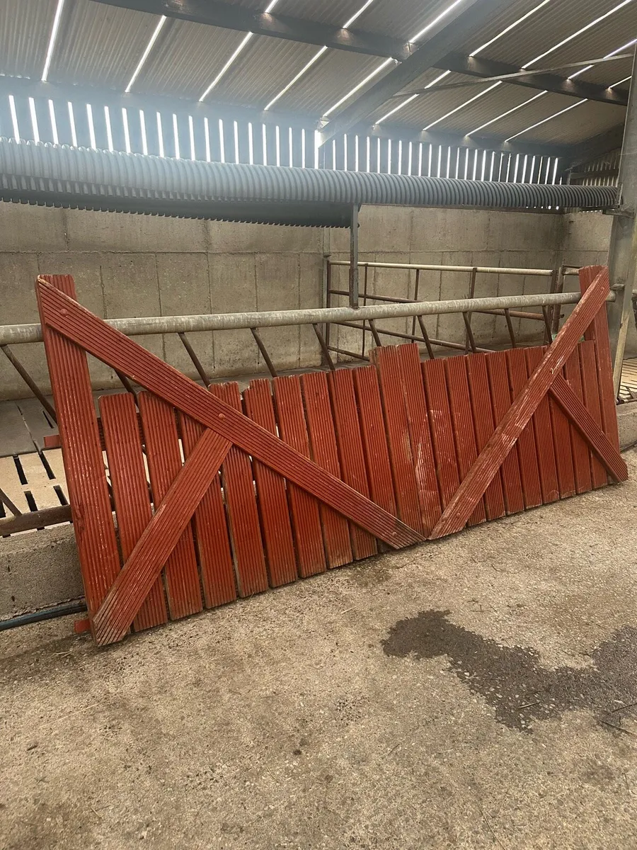 Wooden Gates & Panels - Image 2