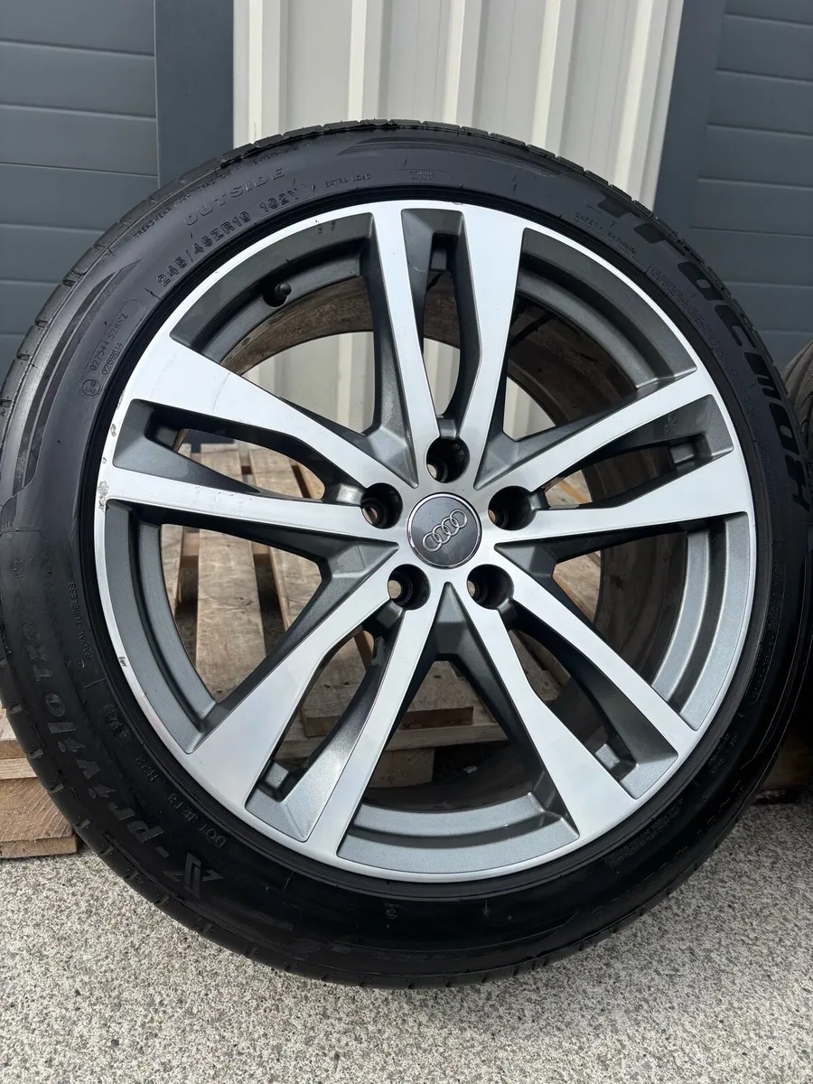 Genuine audi alloys - Image 2