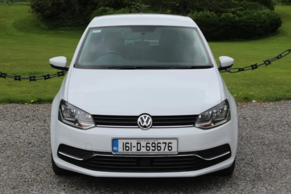 Volkswagen Polo 2016 - Image 2