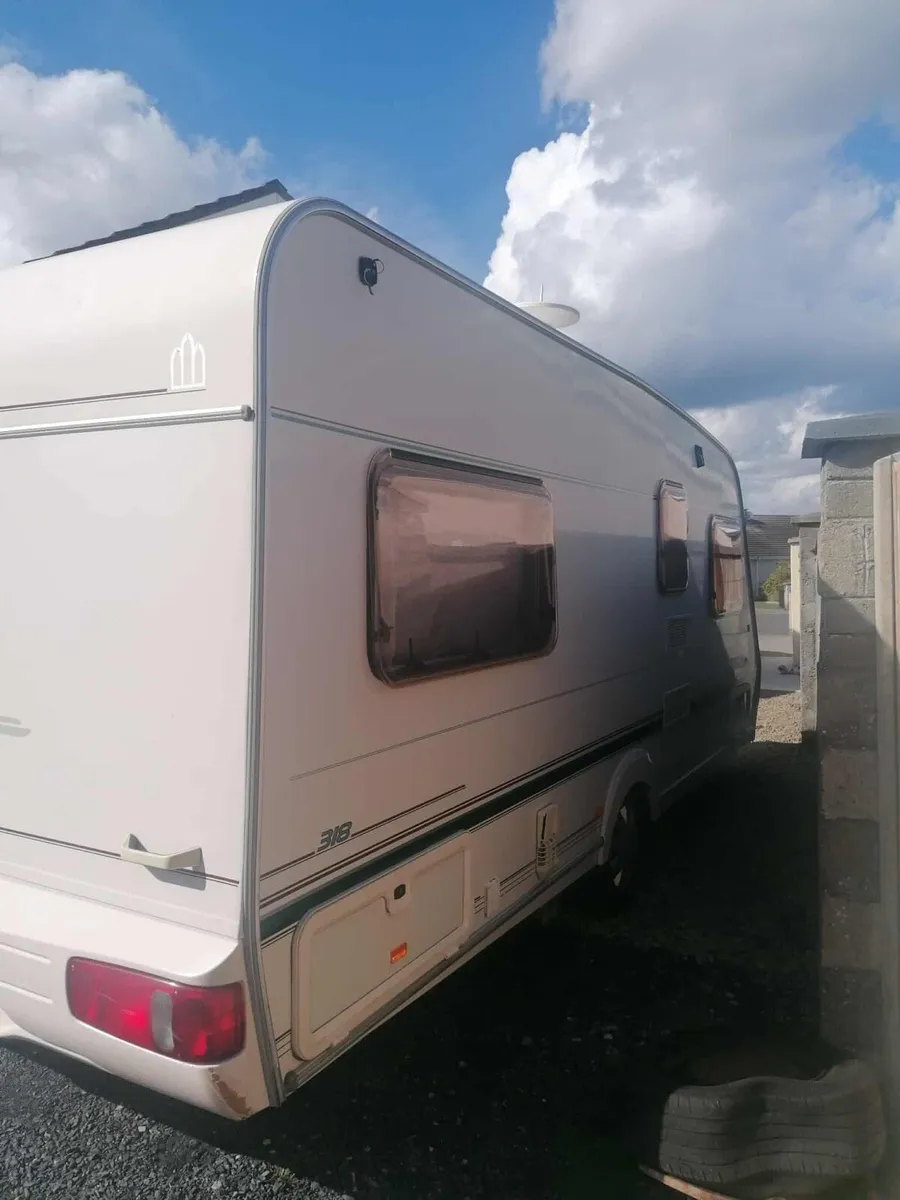 Caravan - Image 2