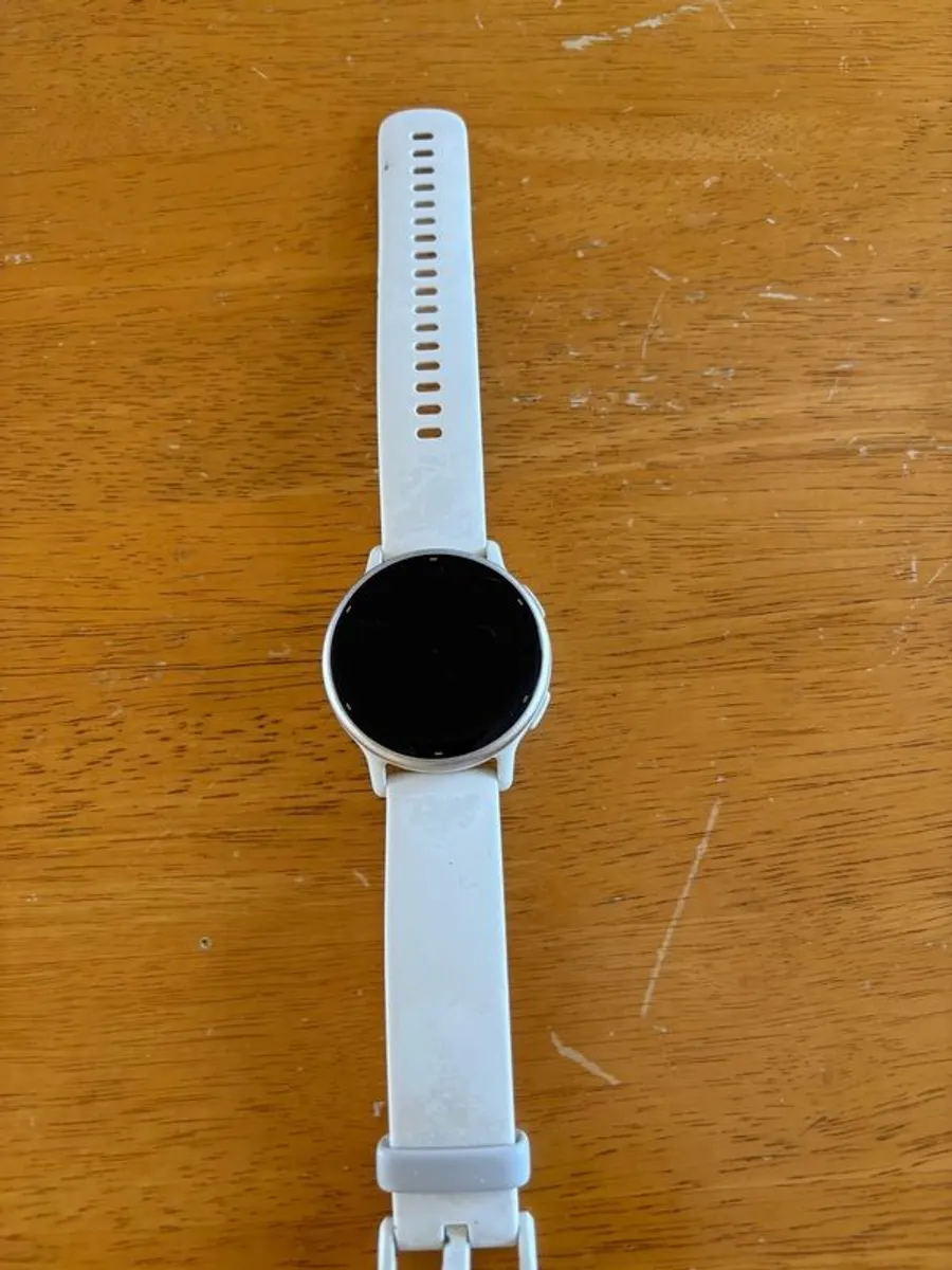 Garmin Vivioactive 5 Smart Watch - Image 1