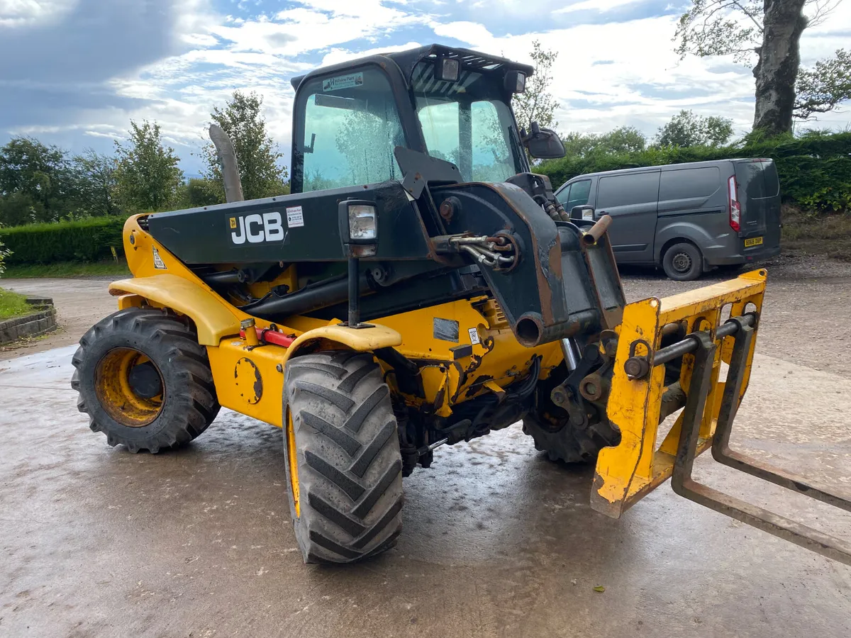 2013 JCB 520-50 - Image 2