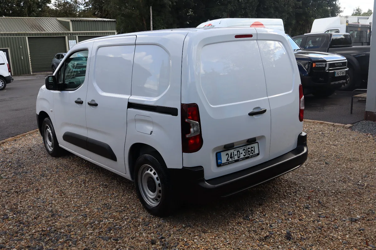 Toyota Proace AC 2024 - Image 4