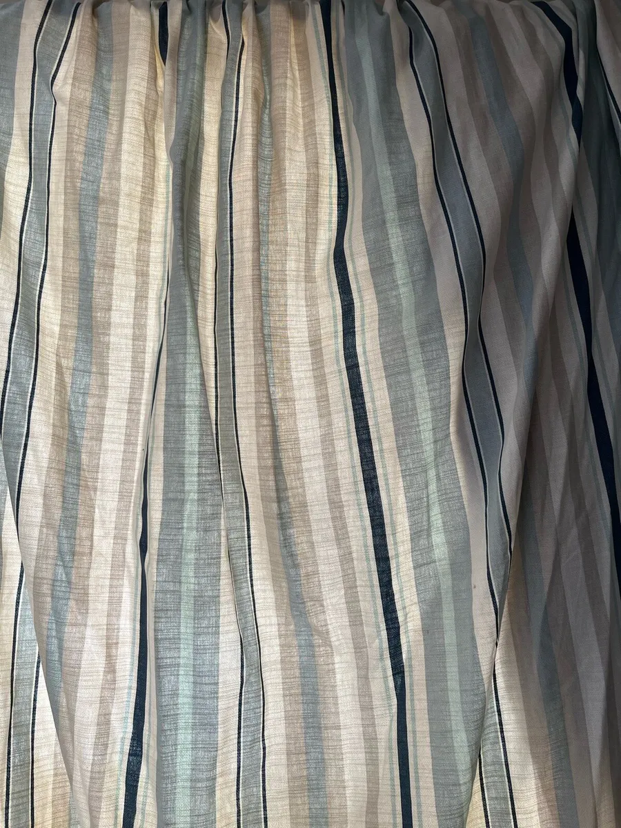 Curtains (&pole) - Laura Ashley - Image 4
