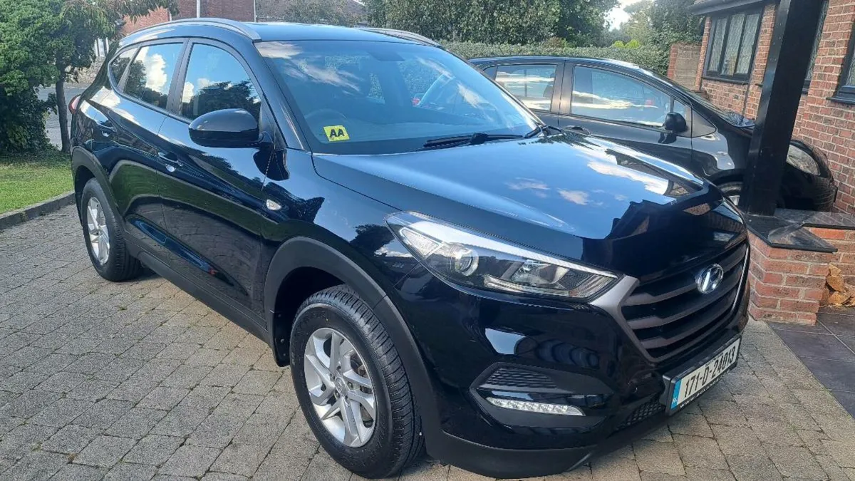 HYUNDAI  TUSCON 1.6 PETROL 2017 ONLY 103000 KLMS - Image 1
