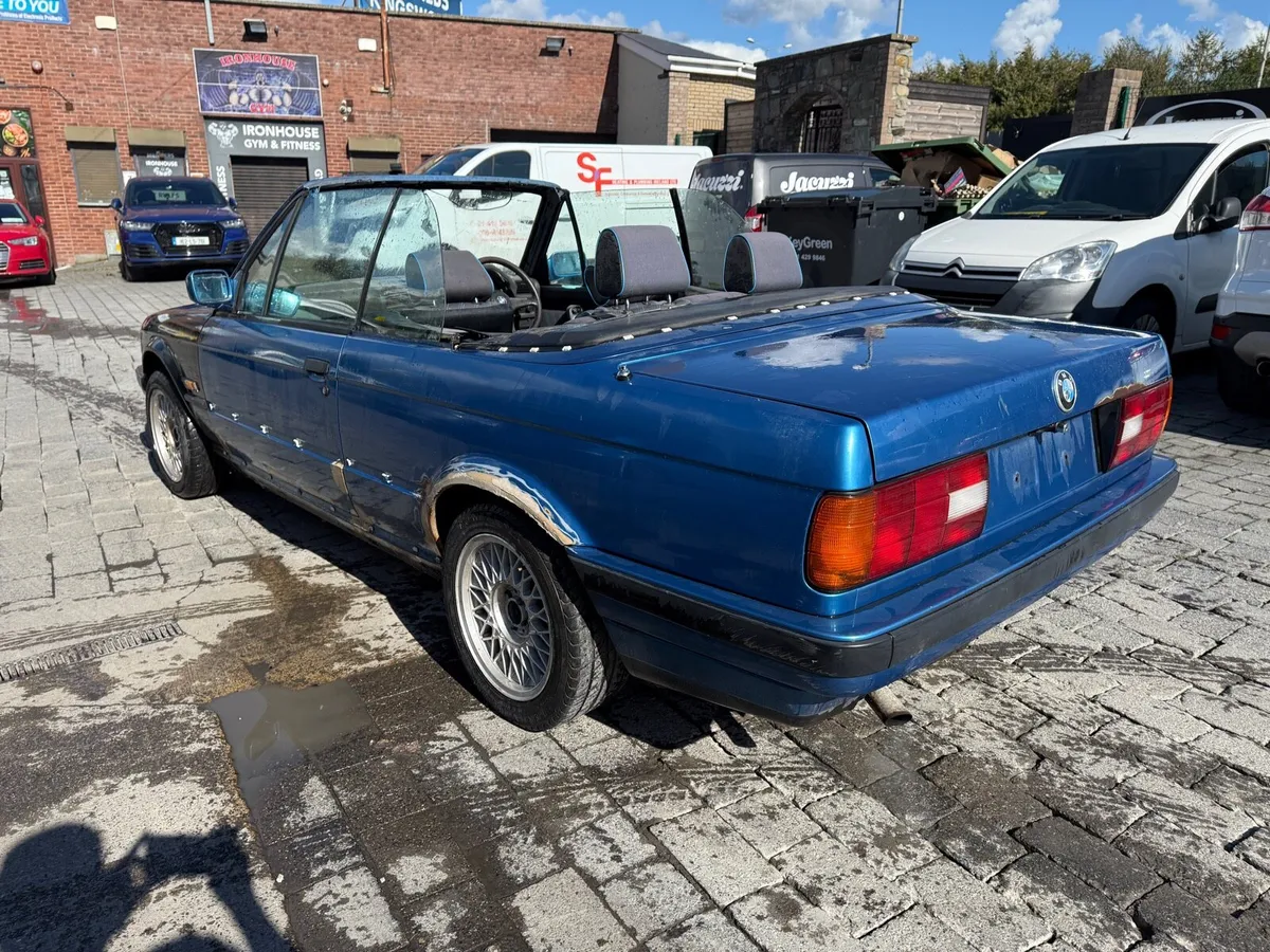 BMW 318i e30 1991 - Image 4