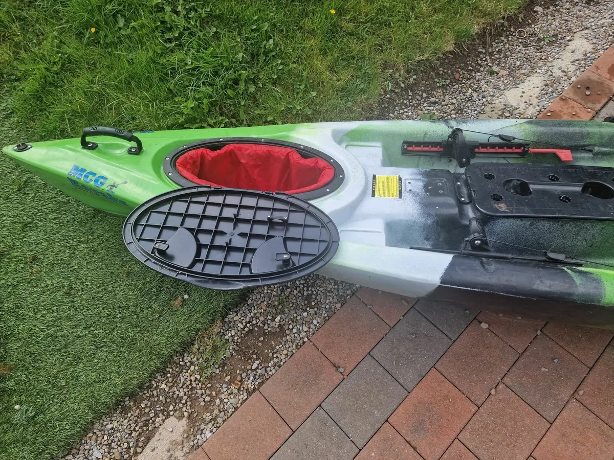 14ft kayak - Image 3