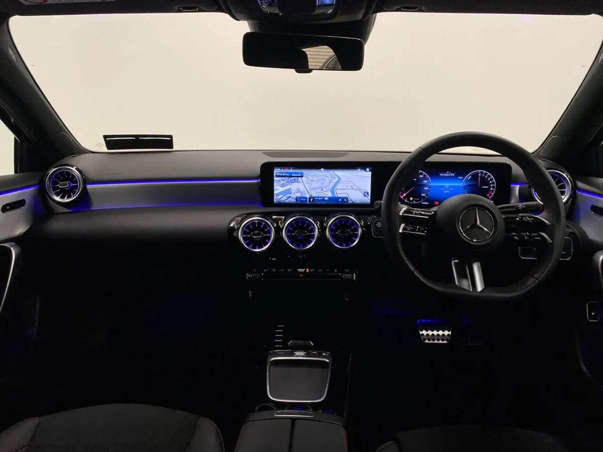 Mercedes-Benz A-Class A 250 Amg Line Executive E - Image 4