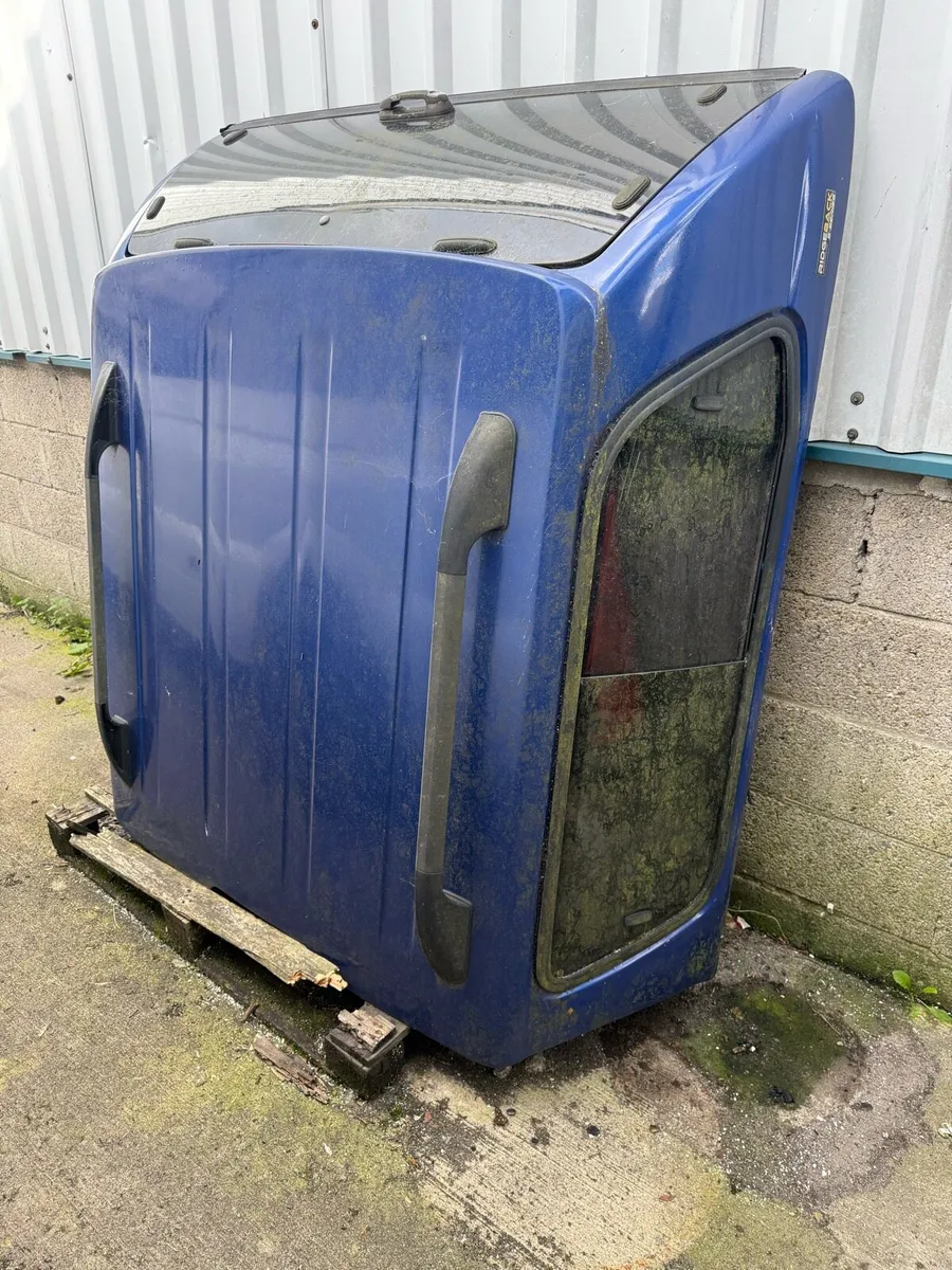 Ford ranger canopy