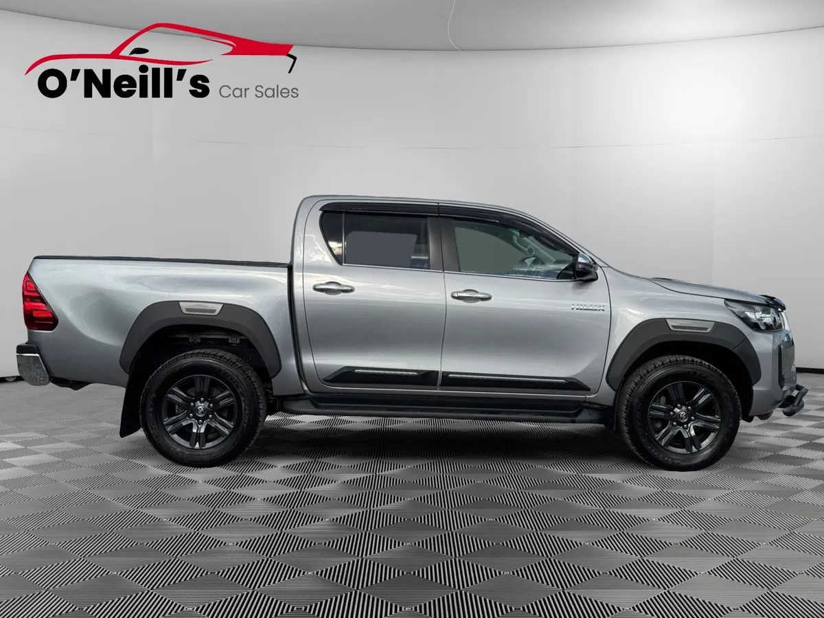 Toyota Hilux 2024 NO VAT* 2.8L INVINC-X STYLE #269 - Image 2