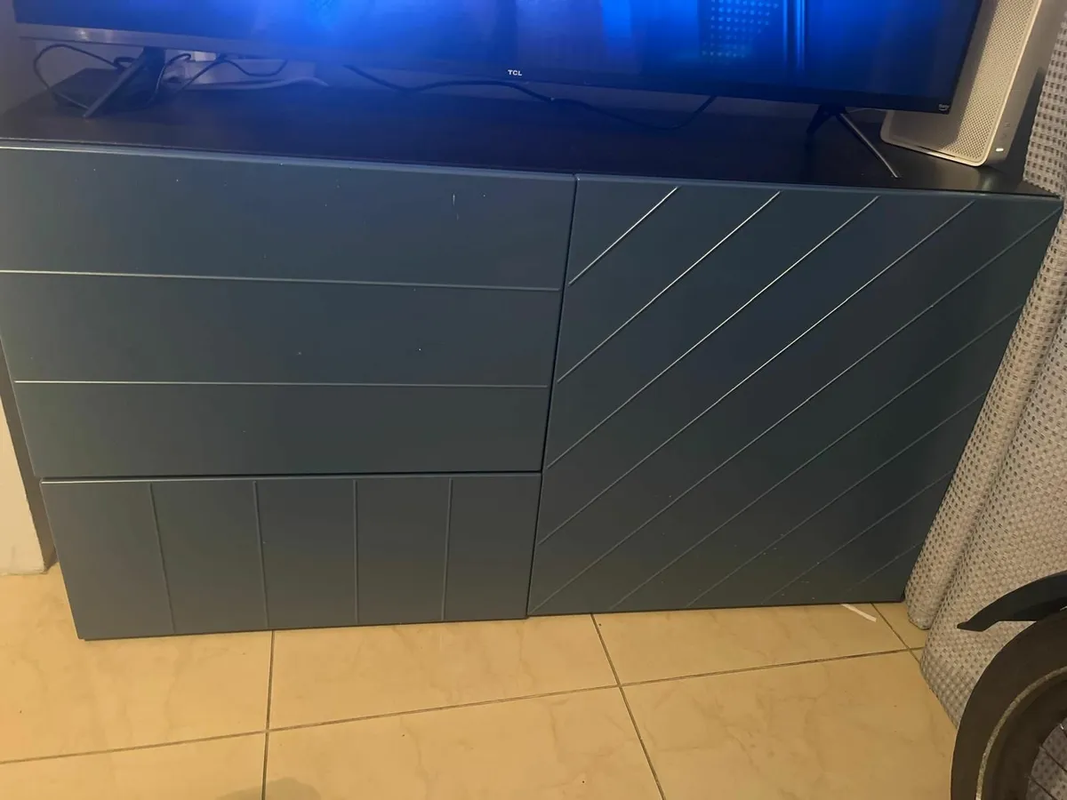 TV stand - Image 3