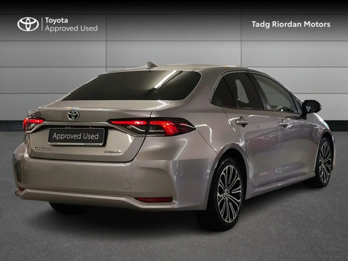 Toyota Corolla HYBRID LUNA SP SPORT 4DR AUTO - Image 2