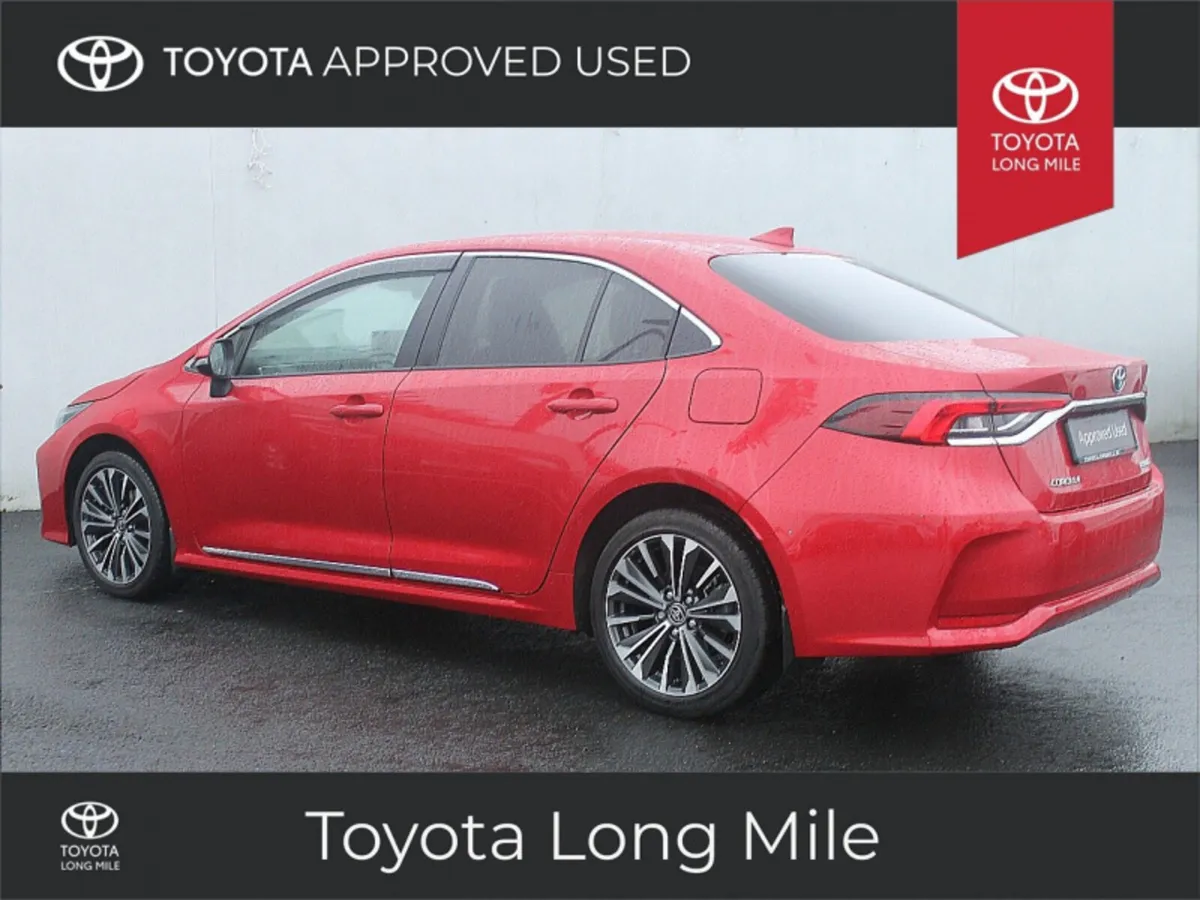 Toyota Corolla 1.8 Hybrid Luna Sport 4DR - Image 2