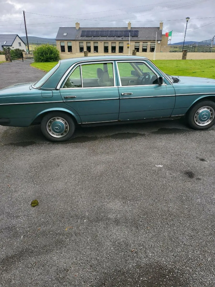 Mercedes w123 - Image 1