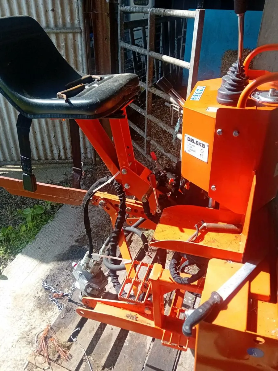 Backhoe - Image 4