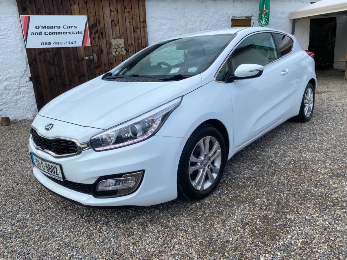 Kia Ceed 2013 - Image 1