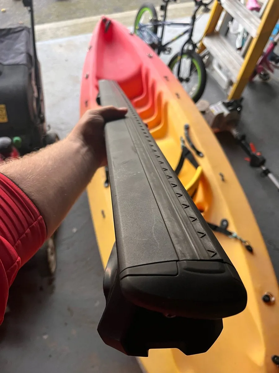 Thule roof bars and feet - Image 3