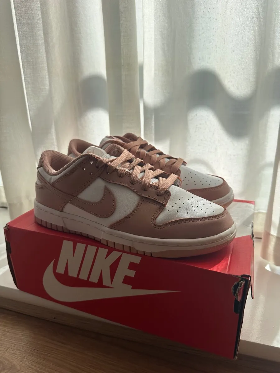 Nike Air Dunk WMNS Rose Whisper - Image 1