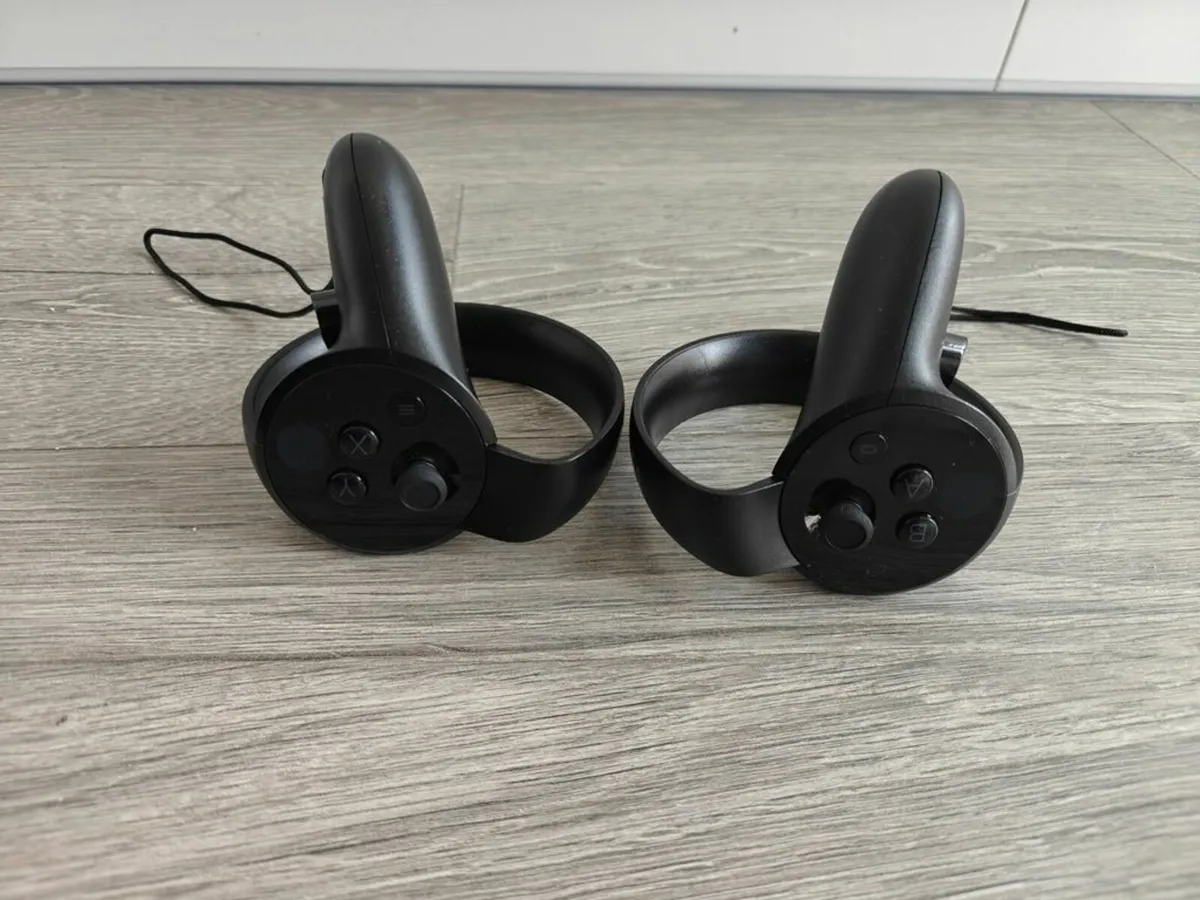 Oculus Quest 1 - 64GB VR Glasses - Image 3