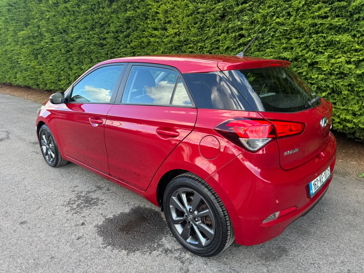 Hyundai i20 2016 DELUXE NCT 11-26 - Image 4