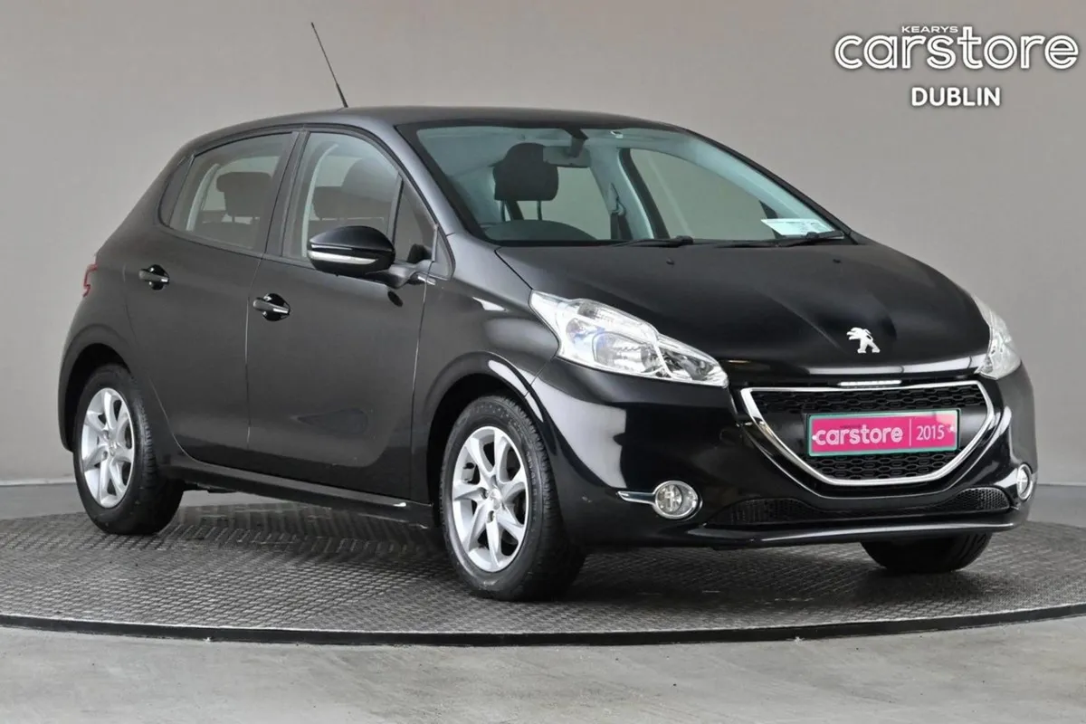 Peugeot 208 1.2 Active 82bhp 3DR 5spd  rear Park - Image 1