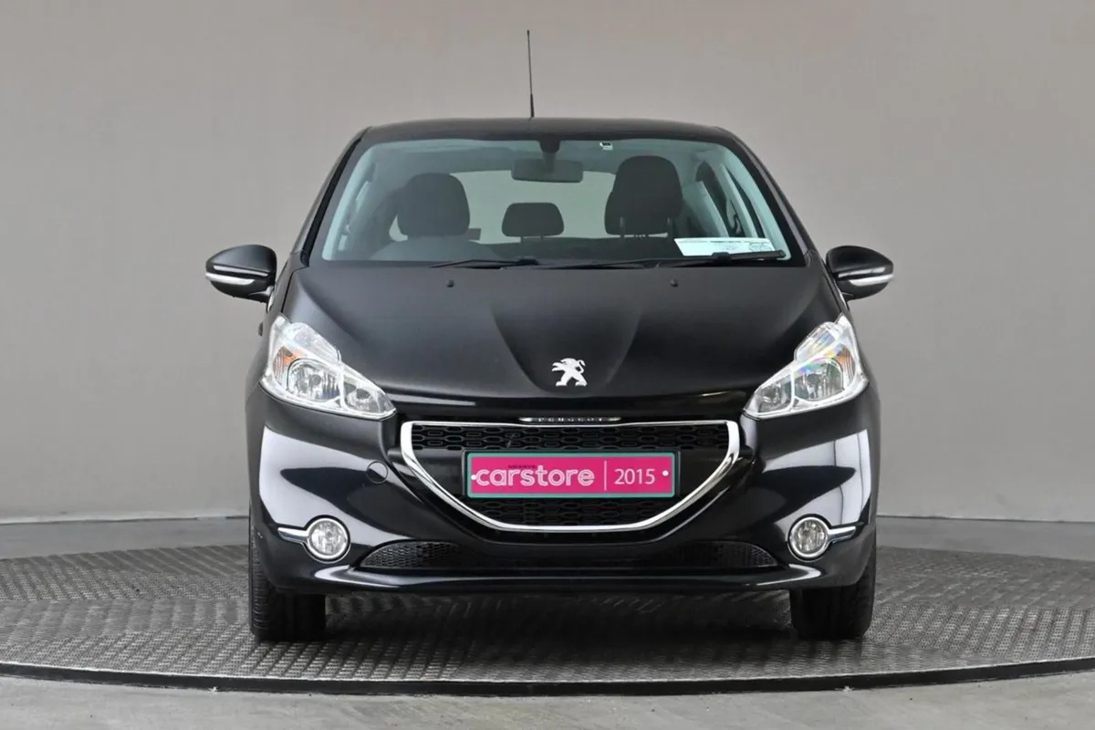 Peugeot 208 1.2 Active 82bhp 3DR 5spd  rear Park - Image 2