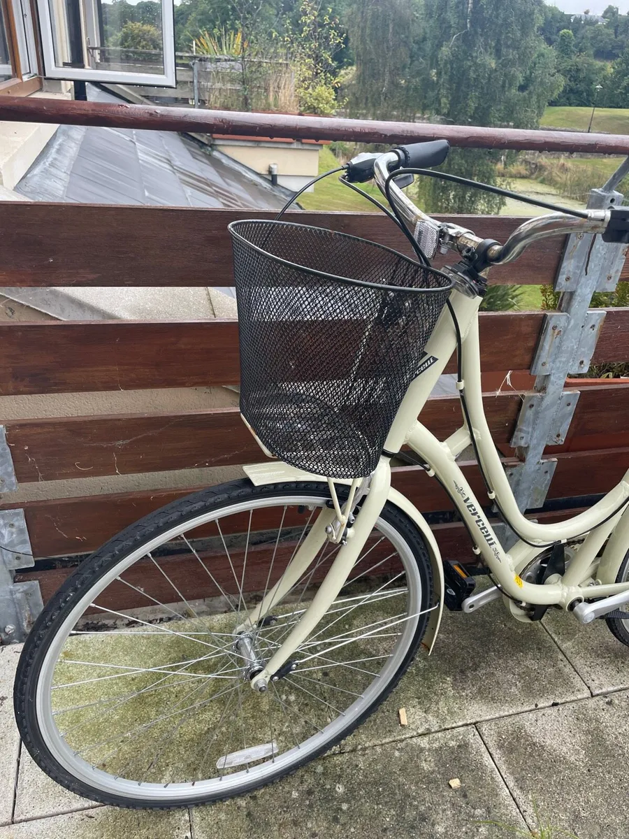 Ladies bike - Image 2