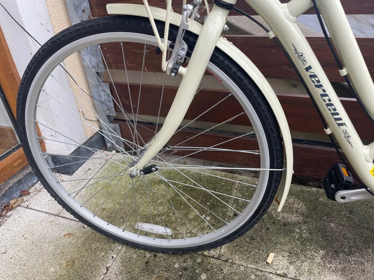 Ladies bike - Image 3